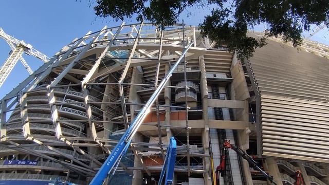 🚧  ¡INSTALAN DOS VIGAS Y UNA TUBULAR! | 22 SEPTIEMBRE DE 2022 OBRAS ESTADIO SANTIAGO BERNABEU 🚧