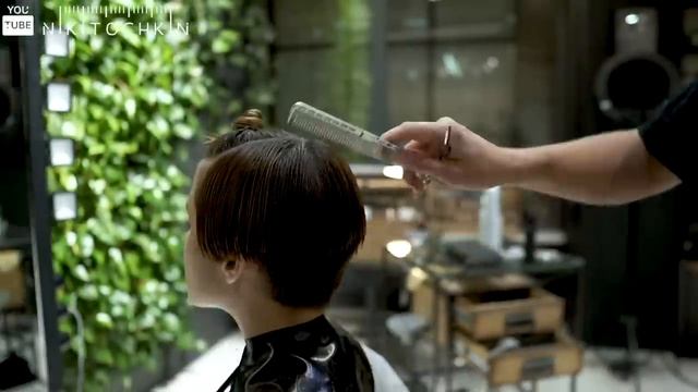 PIXIE HAIRCUT with long bangs - tutorial by MAKSIM NIKITOCHKIN смотреть онлайн