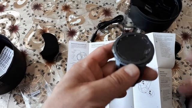 Распаковка умных часов Samsung Gear S3 frontier (SM-R760NDAASER) смотреть онлайн
