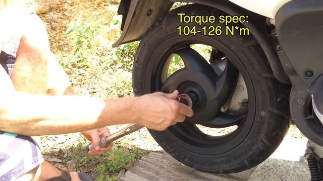 Piaggio Fly - Rear Wheel Installation | Mitch's Scooter Stuff смотреть онлайн