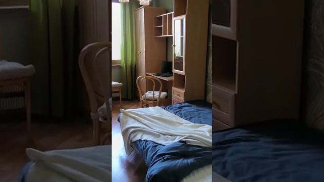 Очень уютная двухкомнатная квартира рядом у метро Пражская. смотреть онлайн