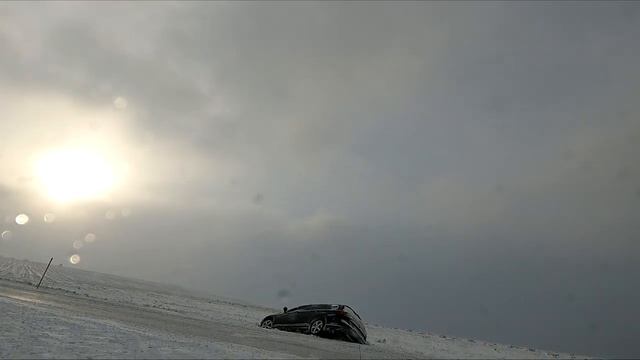 #12 vyprošťování Passat B8 4motion ze sněhu Jeepem s navijákem смотреть онлайн