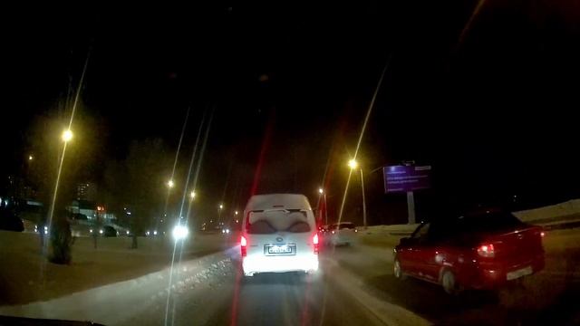 Поездка по улицам города Тюмень до УФМС, музыкальной школы, бизнес-центра и на Киевскую смотреть онлайн
