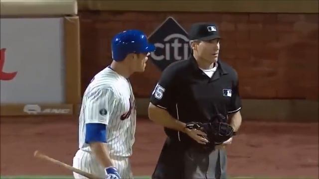 MLB Showing Up the Umpires смотреть онлайн