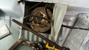 Ford Focus 1 1.6 duratec Форд Фокус 1 снятие бензонасоса без снятия бензобака