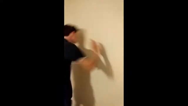 Вечное "сияние" трезвого разума (Here's IVAN!!) смотреть онлайн