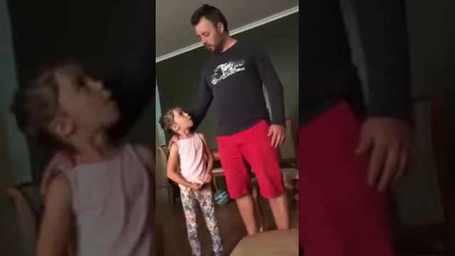 Трисвятое (болгарского распева) с Аннушкой (5 лет) смотреть онлайн