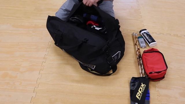 Martial Arts Expert Picks BEST Duffel Bag for 2022 смотреть онлайн