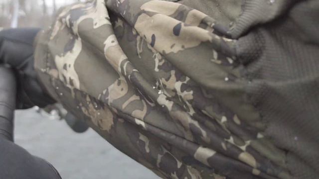 ЗА ТАЙМЕНЕМ ПО ОТКРЫТОЙ ВОДЕ смотреть онлайн