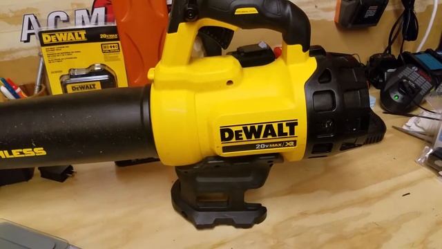 DeWalt FLEXVOLT 20/60v Battery For Your Outdoor Power Equip.