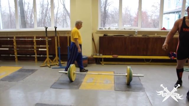 "Реальная качалка 17: Старая школа" [True Gym 17: Old school] with ENG SUBS смотреть онлайн