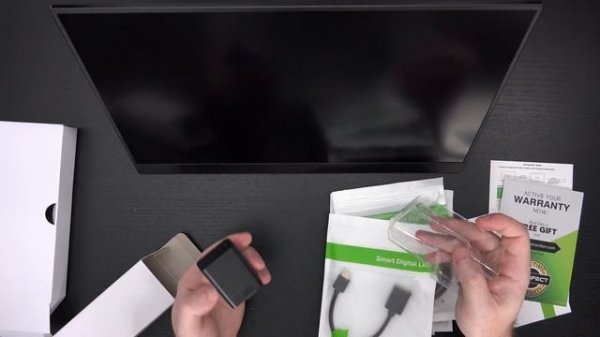 UPERFECT 17.3 Inch FHD Portable Monitor unboxing