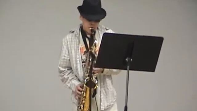 T3 on the Sax смотреть онлайн