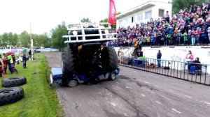 Шоу каскадёров Геннадия Кочерга во Владимире 2017(съёмка на квадрокоптер) Stunt show in Vladimir