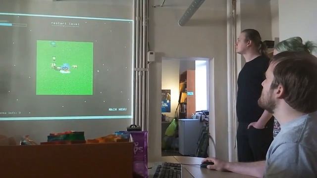 Ludum Dare 35 Hackathon - Day 3 Final Presentation: Shorn the Sheep смотреть онлайн
