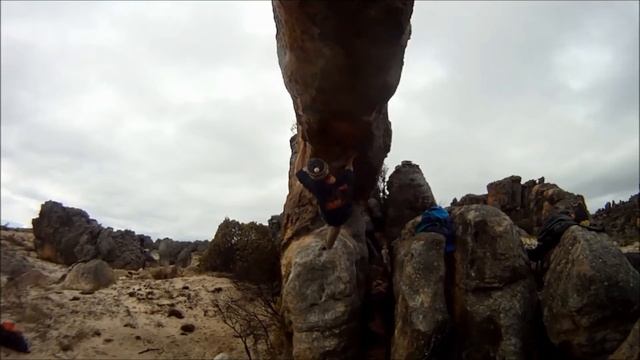 Rocklands-First week смотреть онлайн
