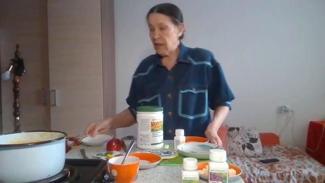 Осталось немного креветок, решила супчик с ними сварить. смотреть онлайн