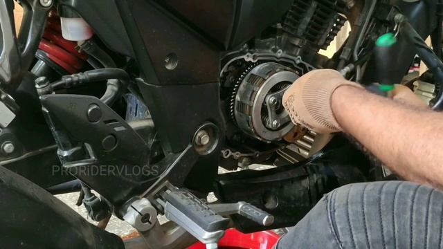 SLIPPER CLUTCH RETROFIT FOR TVS APACHE RTR 200 4V | PRORIDERVLOGS | MOTODEN смотреть онлайн