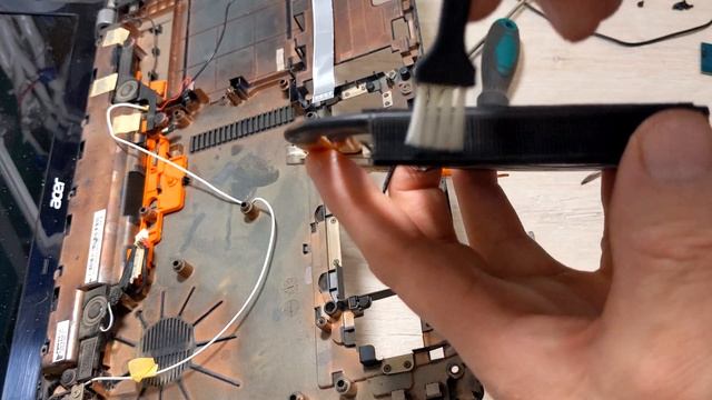 Апгрейд ноутбука Acer Aspire V3-571G смотреть онлайн