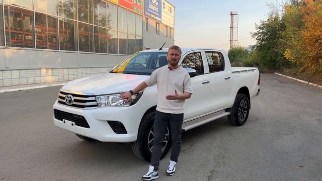 Передаем клиенту TOYOTA HILUX привезенный из Дубаи ОАЭ. г. Челябинск, Dexter_motors