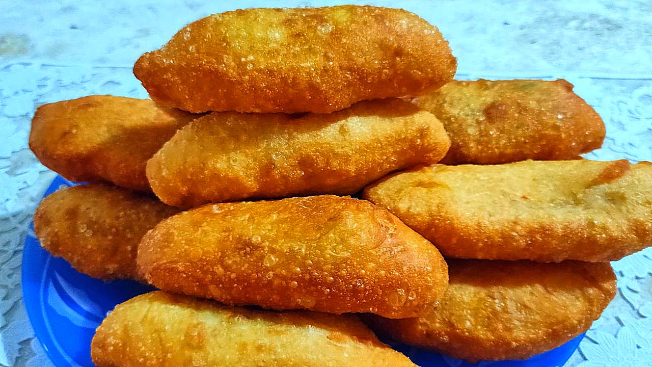 ПИРОЖКИ НА КЕФИРЕ. Три Любимые Начинки. Быстро и Вкусно🔥Ольгины Рецепты. смотреть онлайн