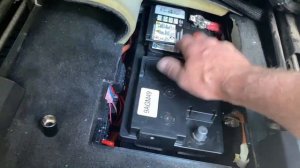 Mercedes X164 GL series  battery replacement