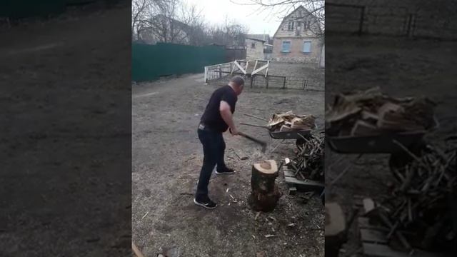 колуны сравнение ссср и дорогой колун топор смотреть онлайн