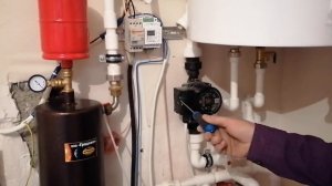 Правильное подключение циркуляционного насоса к электрокотлу отопления.