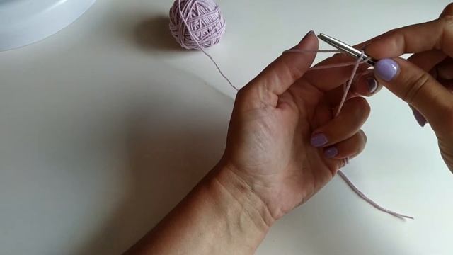 Сюрприз для Ники! Уроки вязания на спицах | Урок 1 | Набор петель #молодой_блогер #урокивязания