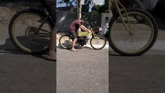 Réplica Harley Davidson board track racer смотреть онлайн