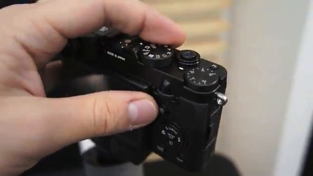 FujiFilm X10 hands-on смотреть онлайн