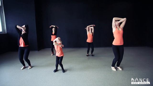 Модерн-джаз. Учебные комбинации Plie смотреть онлайн
