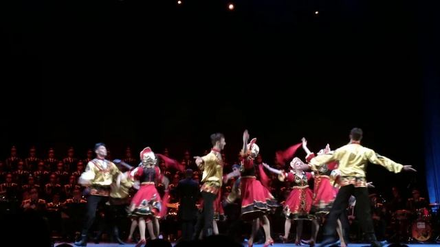 Choeur de l'Armée rouge Paris avril 2019 Danse russe. Red Army Choir Russian dance. смотреть онлайн