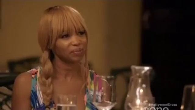 elise neal golden brooks paula jai parker & lisa wu hartwell In Hollywood Divas смотреть онлайн