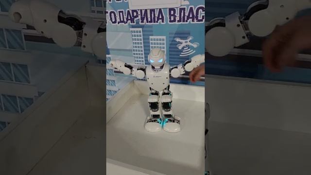 Танец робота.#гульназлатыпова смотреть онлайн
