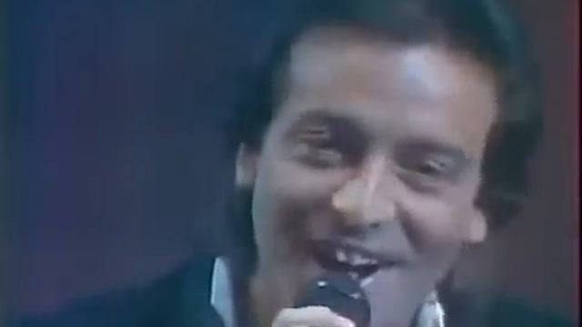 Didier BARBELIVIEN Et Félix GRAY A toutes les filles смотреть онлайн