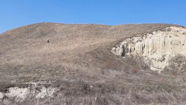 Курва от меня🤭p.s на видео не видно крутизны горки,плюс ступеньки,кочки... смотреть онлайн
