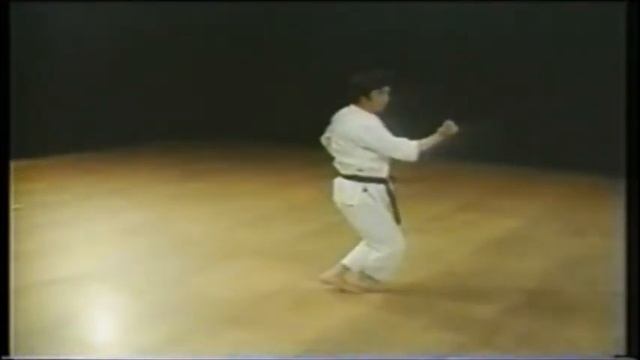 Heian Yondan (Hirokazu Kanazawa) смотреть онлайн