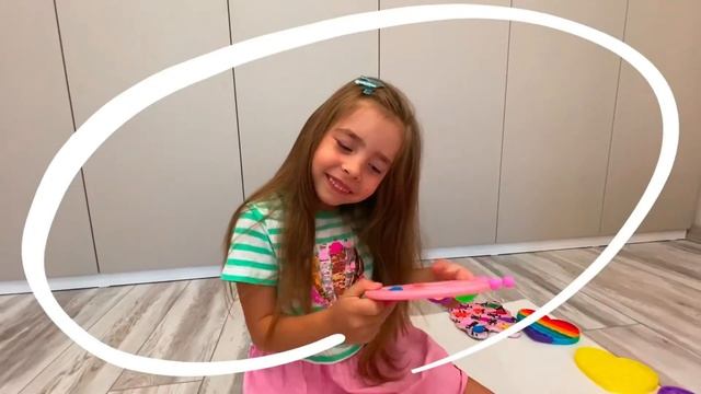 НАСТЯ превратилась в ПОП ИТ! Nastya Turned Into A Pop It! #nastya #popit #kidsvideo #simpldimpl
