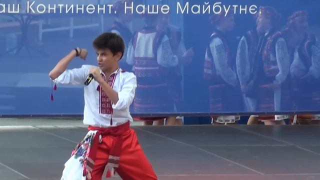 Николай Задерей, "Два дубки" смотреть онлайн