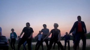 Флешмоб на выпускной от родителей