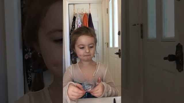 Elsa Makeup Tutorial смотреть онлайн
