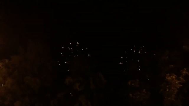 Салют к 300 летию Нижнего Тагила🎆🎇🎆🎇 смотреть онлайн