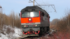 "Одинокий странник". ТЭП70-0553 следует резервом