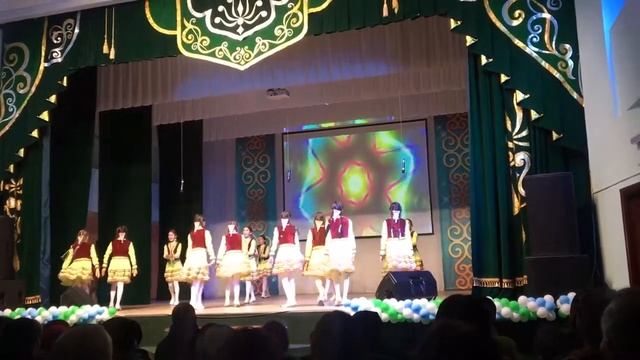 Образцовый ансамбль танца "Йондоз" смотреть онлайн