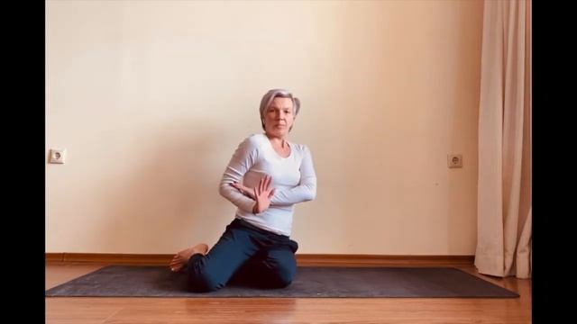 Путь к асане - Бакасана смотреть онлайн