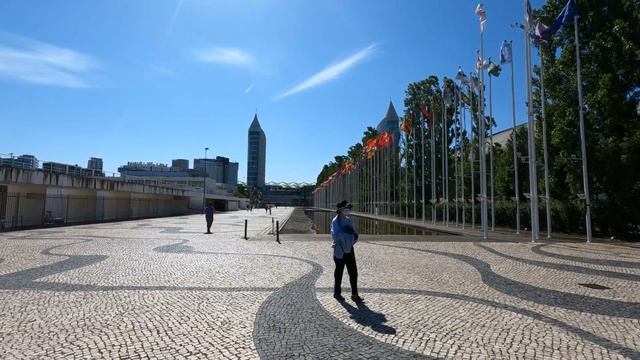 Lisbon's Most Modern Neighborhood! ?Parque das Nações Walking Tour, Portugal [4K] смотреть онлайн