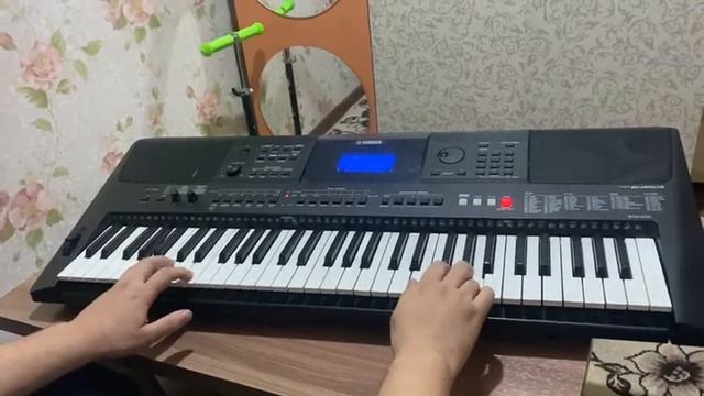Не знаю почему, но эту мелодию мне хочется назвать "Осень" смотреть онлайн