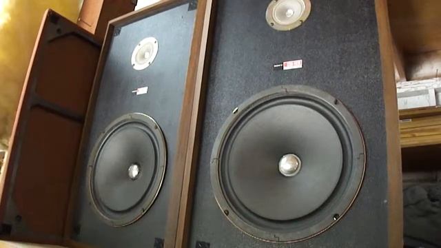 Vtg Sony SSU-1070 смотреть онлайн