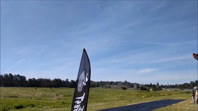 DIY 90" Wing - First flights смотреть онлайн